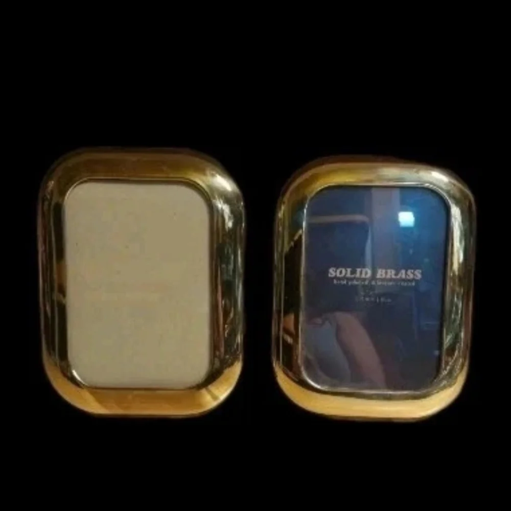 Set Of 2 Solid Brass Vintage Picture Frames. 5x7 Regency